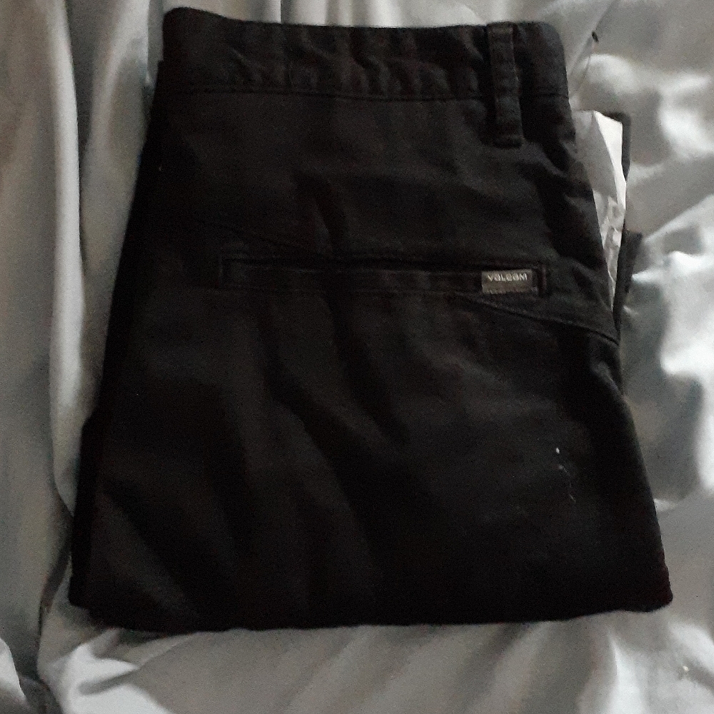 Volcom shorts